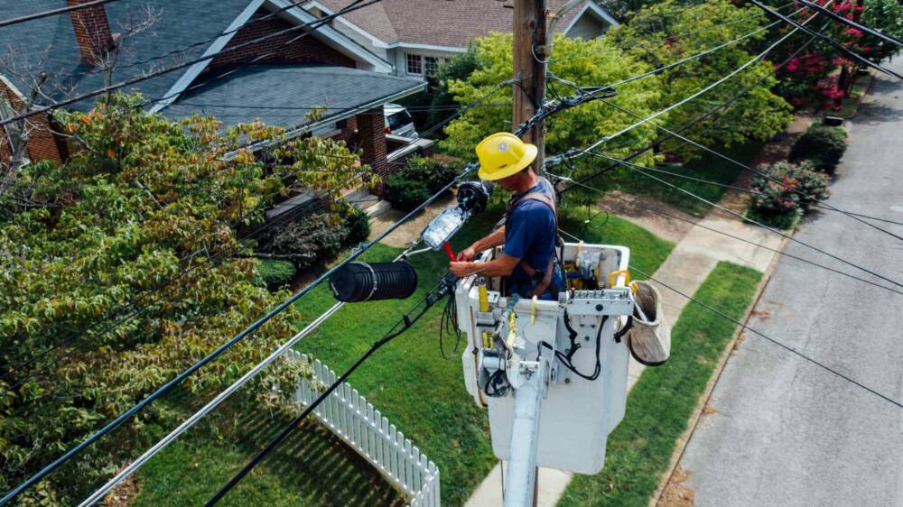 What is Electrotechnology? How Do You Become An Sparkie?